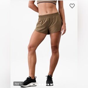 Athleta Women's Speedwork Mid Rise 2.5” Athletic Shorts, Clay, Sz Small, NWOT